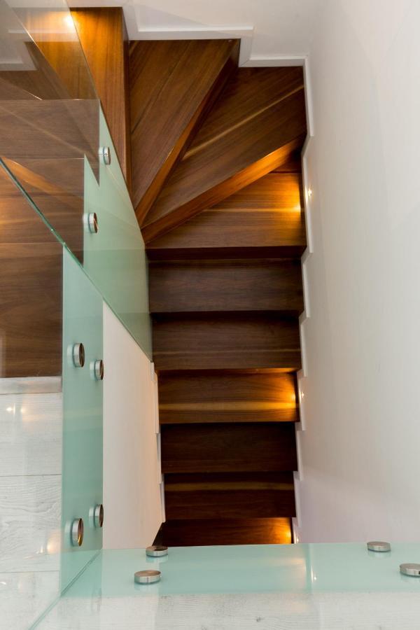 Budapest Central Square 2 Bedrooms Suite - Michaelides Voeroesmarty Square Residences Budapeste Exterior foto