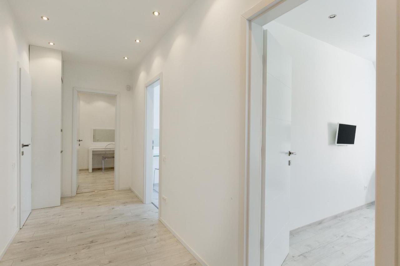 Budapest Central Square 2 Bedrooms Suite - Michaelides Voeroesmarty Square Residences Budapeste Exterior foto